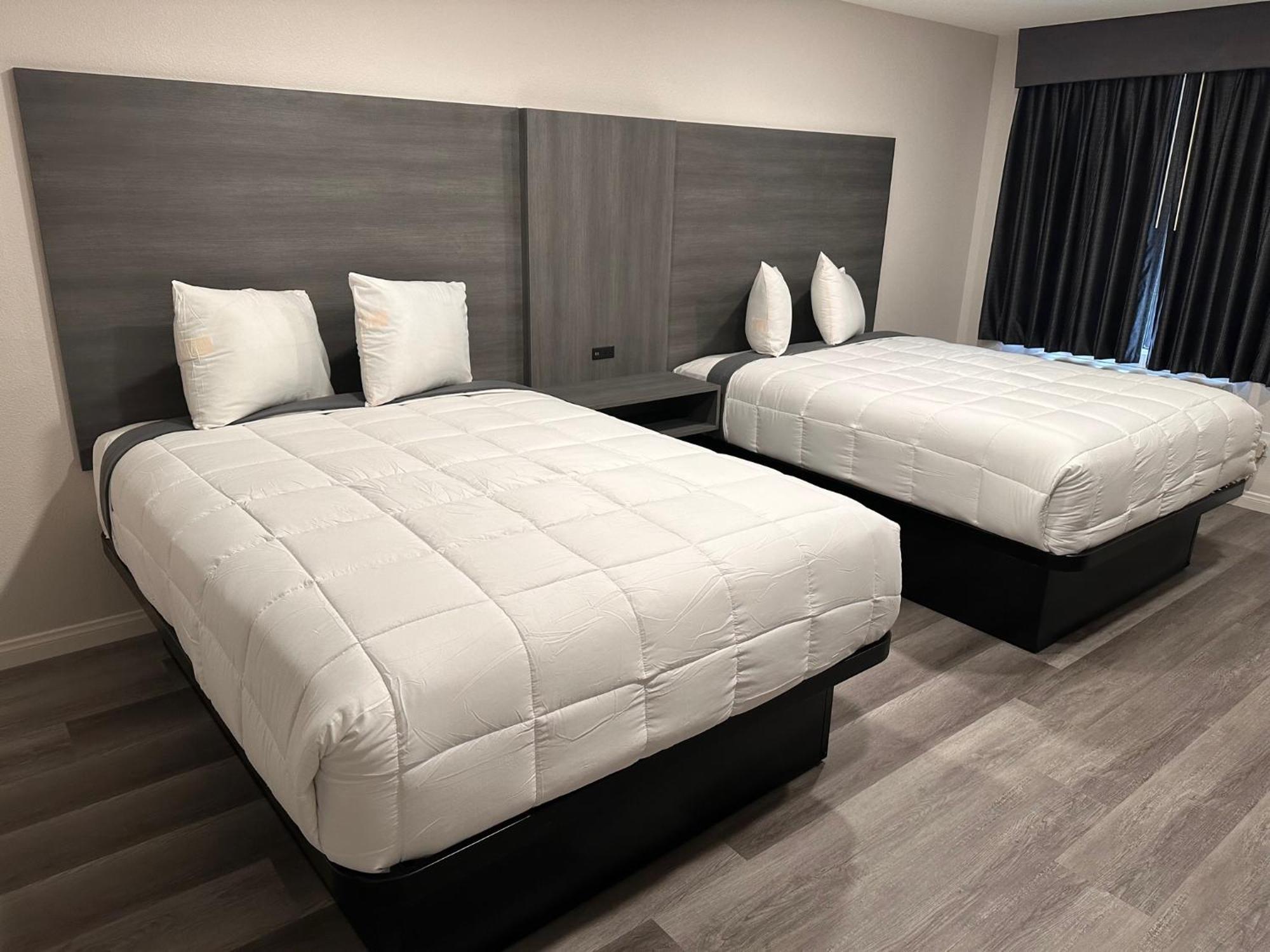 Five Star Inn เวสต์โควีนา ภายนอก รูปภาพ