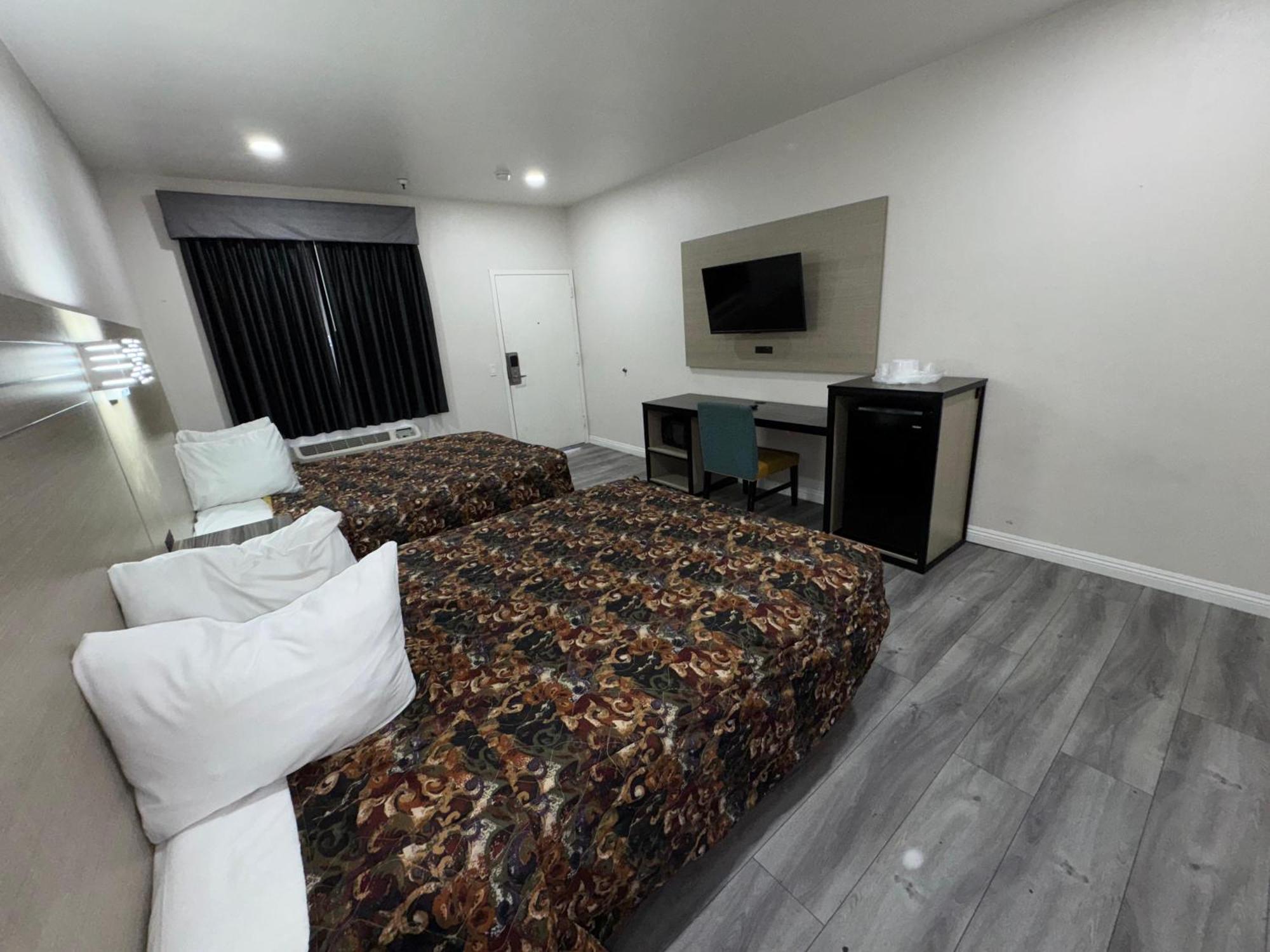 Five Star Inn เวสต์โควีนา ภายนอก รูปภาพ