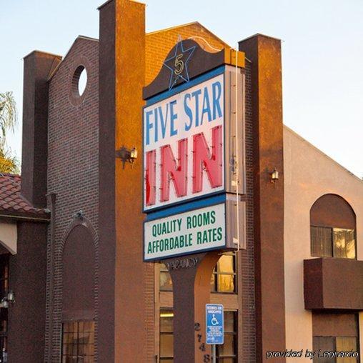 Five Star Inn เวสต์โควีนา ภายนอก รูปภาพ